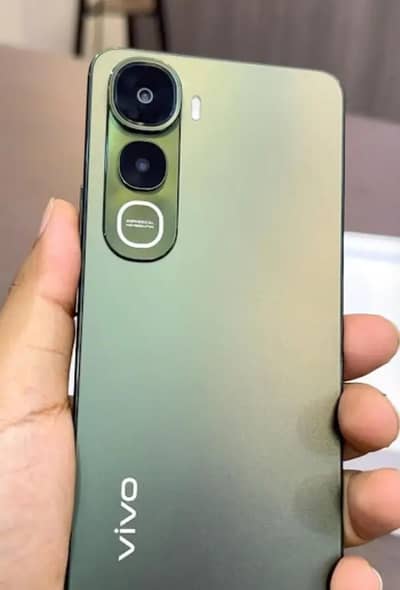 vivo y400 8+8 256  contact 03206227064