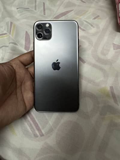 iPhone 11 Pro Max ICloud locked