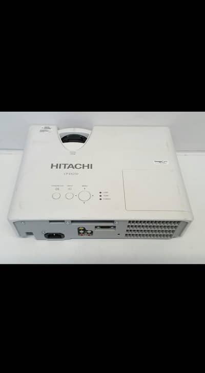 HITACHI CP-EX250 (3)LCD PROJECTOR