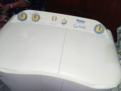 Haier washing machine twin tub model number HWM-80-000AS
