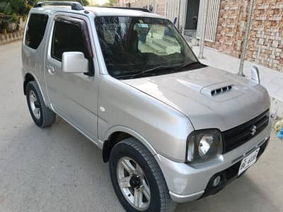SUZUKI JIMNY MODEL 2013 - 2017.  AUTOMATIC