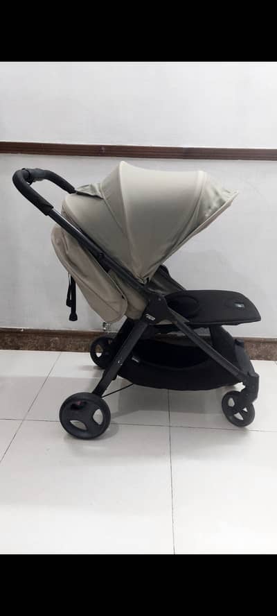 Manas & Papas inported Pram / Stroller excellent condition