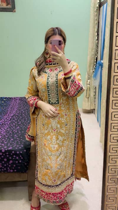 wore only once for shoot