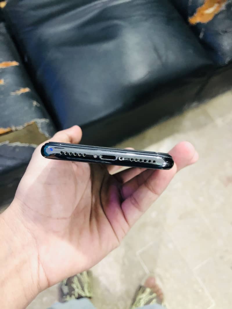 iPhone X 1
