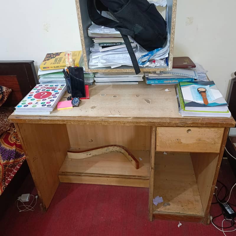 Table & chair setup 1