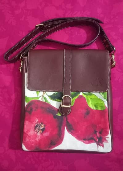 Urgent Sale, Preloved, Branded, Crossbody Bag, Price Are Negotiable.