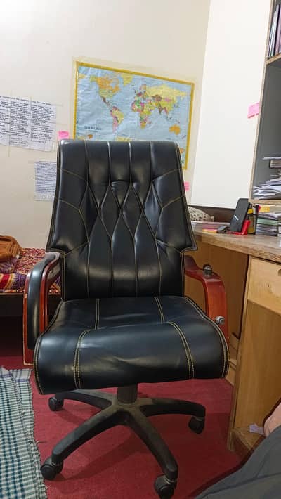 chair and Table setup for sale