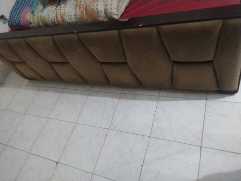 king size bed 1