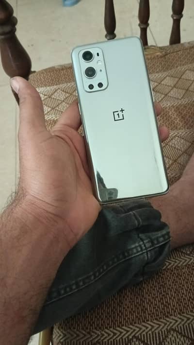 One plus 9 pro 5G PTA 12/256