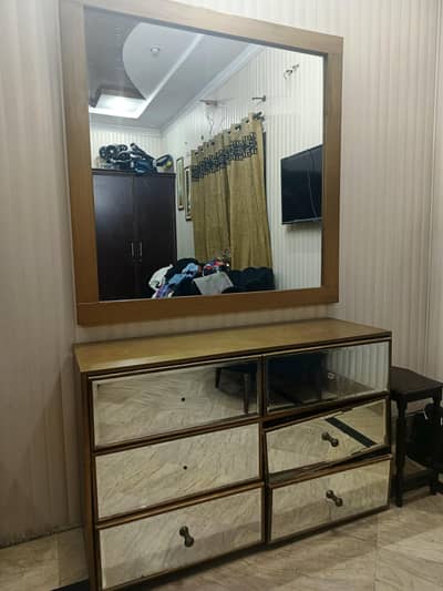 Elegant Wooden Dressing Table with Mirror.