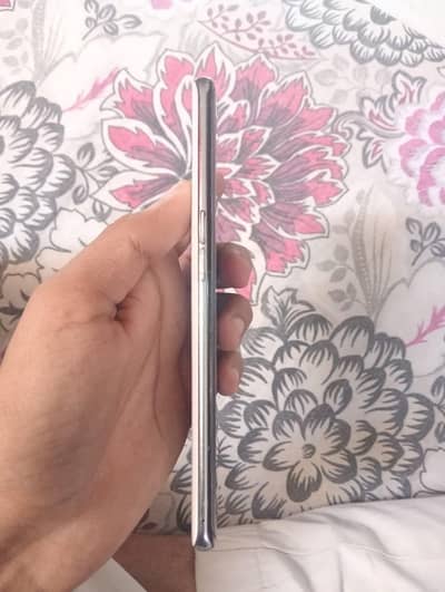 OPPO RENO 4 PR0 12/256 BOX AVALBILE