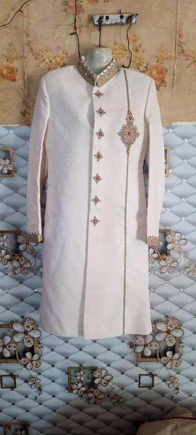 all kind available suits what's app 03188126663 mobile 03202045660