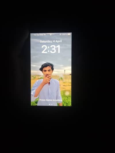 sale the iPhone 8  or change the iPhone 7plus