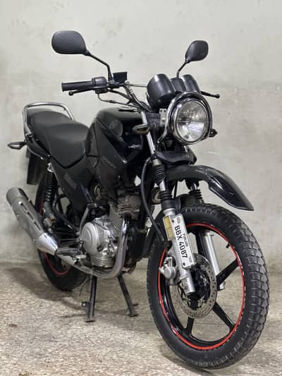 Yamaha ybr125g 2016 model ( japniess model )