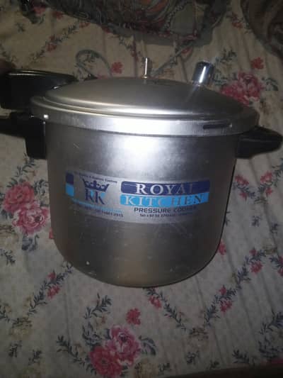 pressure cooker