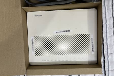 Huawei router Technologies EchoLife HG8240H