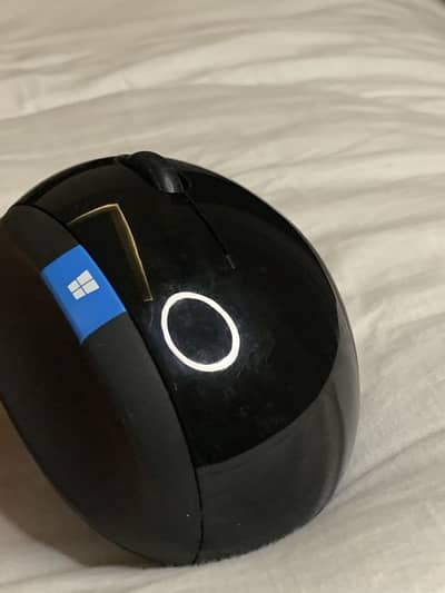 Microsoft Sculpt Ergonomic Mouse (L6V-00001)