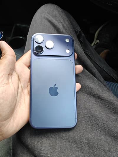 iPhone 17 Pro Max 512gb icloud lock