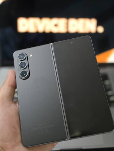 Samsung galaxy Z Fold 5