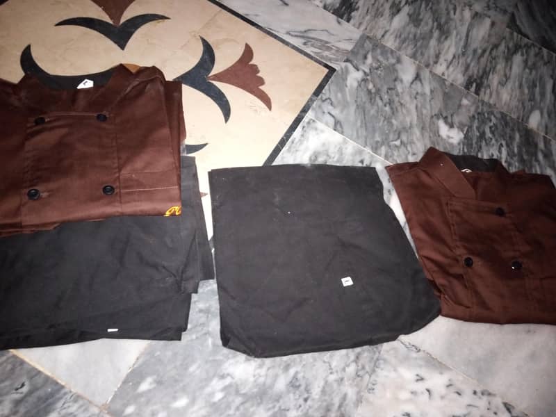 Kitchen uniform , 6