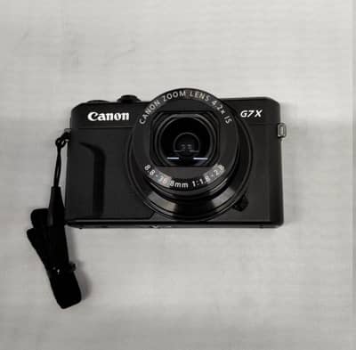 Canon G7x mark i and ii available