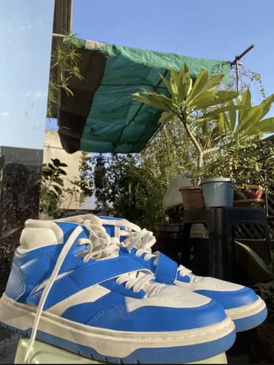 Zara sneakers original