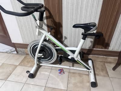 Gym exercise cycle