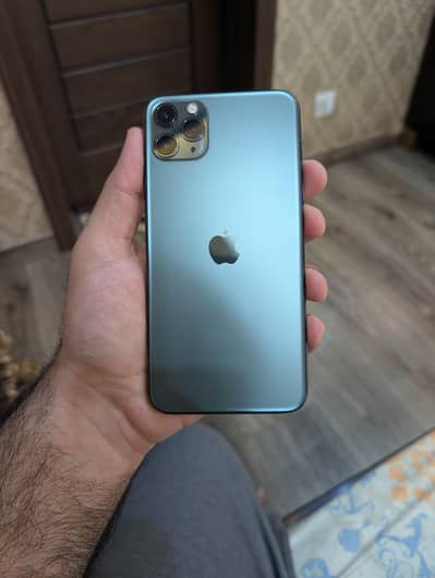 Iphone 11 PRO MAX  DUAL PTA APPROVED.