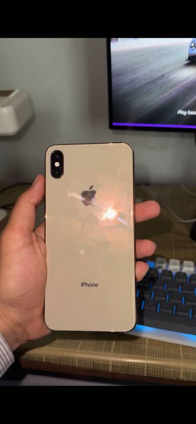 iPhone XS Max 256 gb Pta approved with box