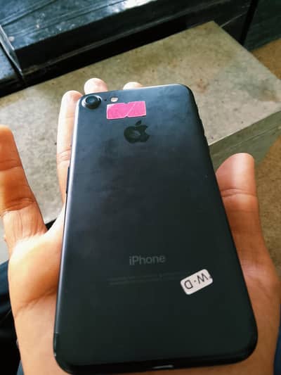 Apple iPhone 7 Non-PTA Good Condition