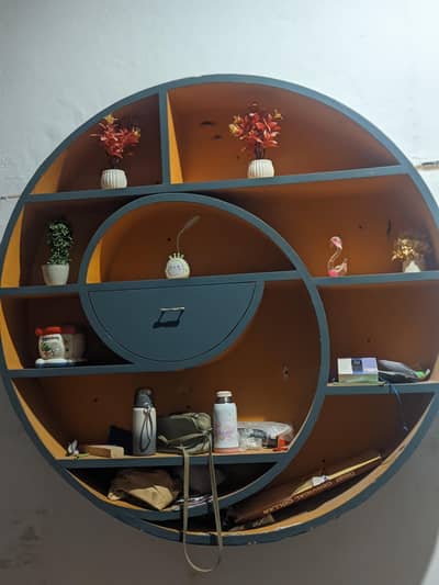 book rack or show peace rack