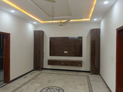 7 Marla Brand New Second Floor For Rent