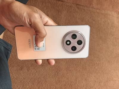 Oppo Reno 12f. 8+⁸gb. 256gb  Exchange pisibal