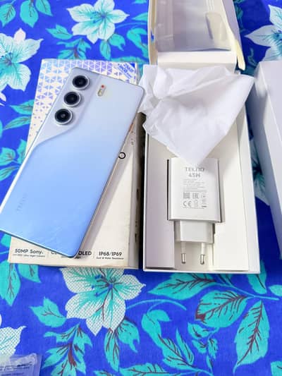 Tecno Camon 40 Pro 16/256 Under Warranty with Box Charger Complete