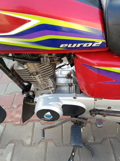 Aik Adad 125 Honda