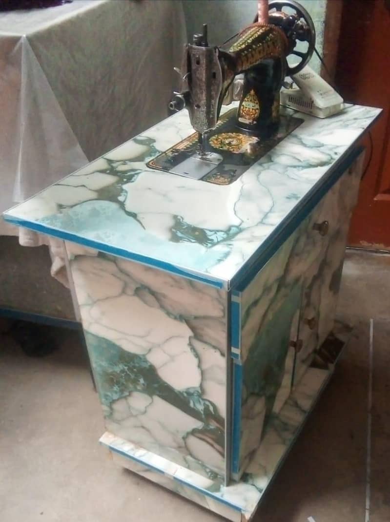 Sewing Machine Table 1