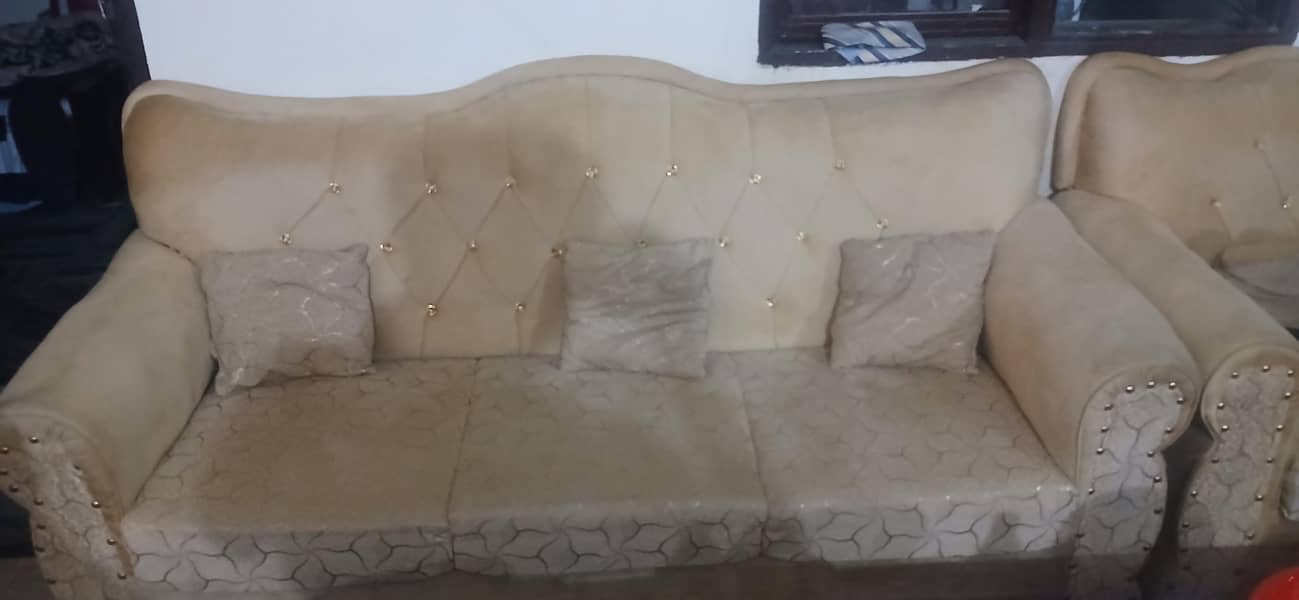 three seater Sofa 0