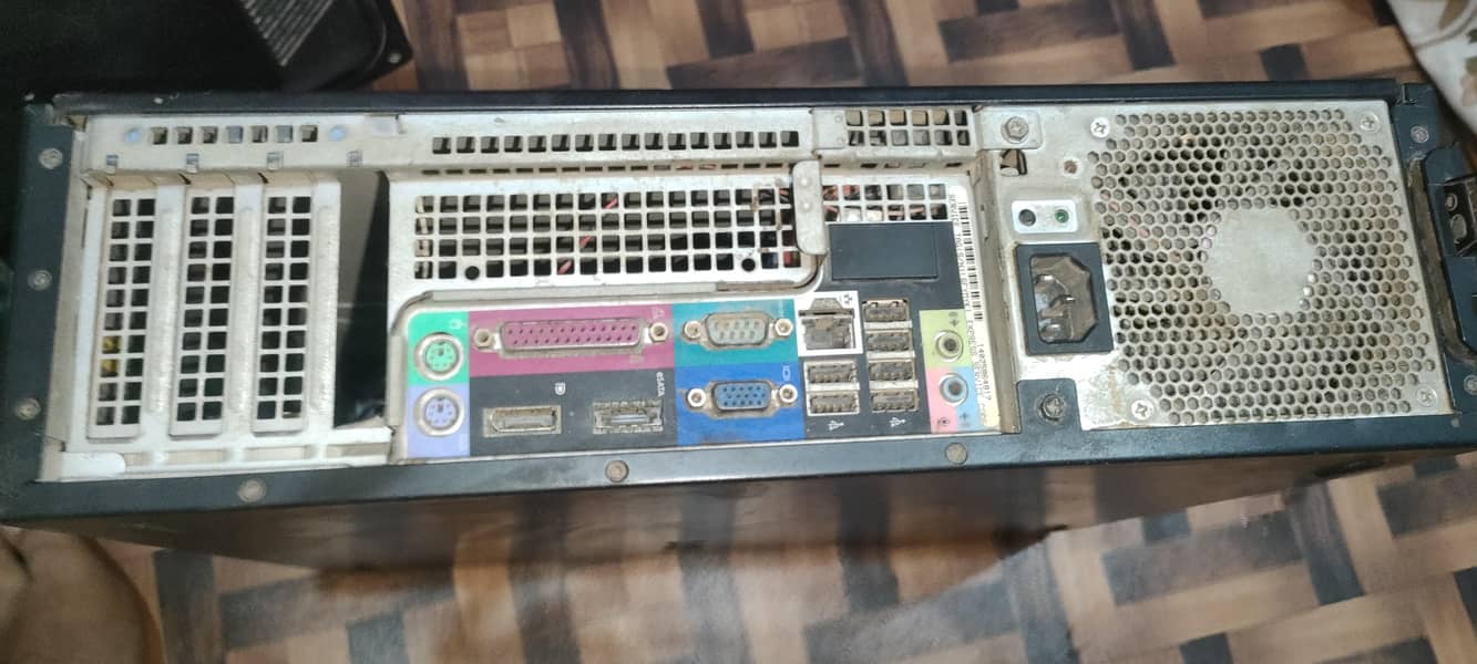 Hp Desktop Computer Set  (CPU / LCD) 0