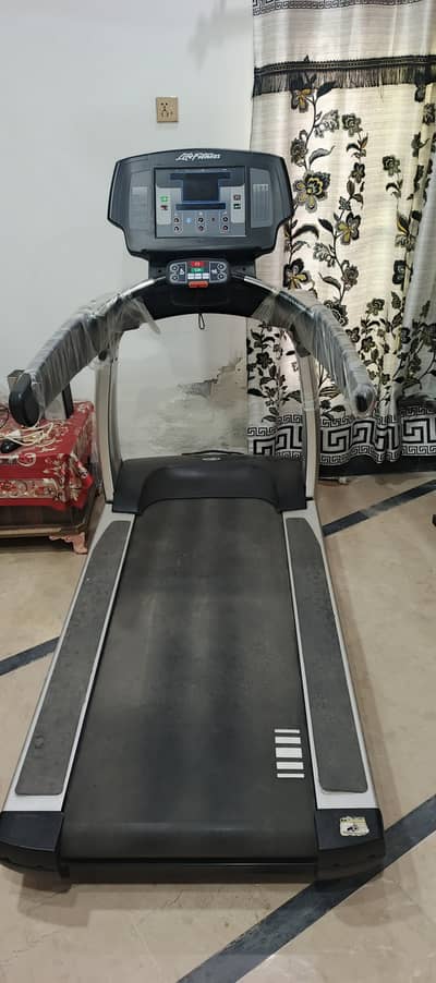 Electric Treadmil running machine + Bench press
