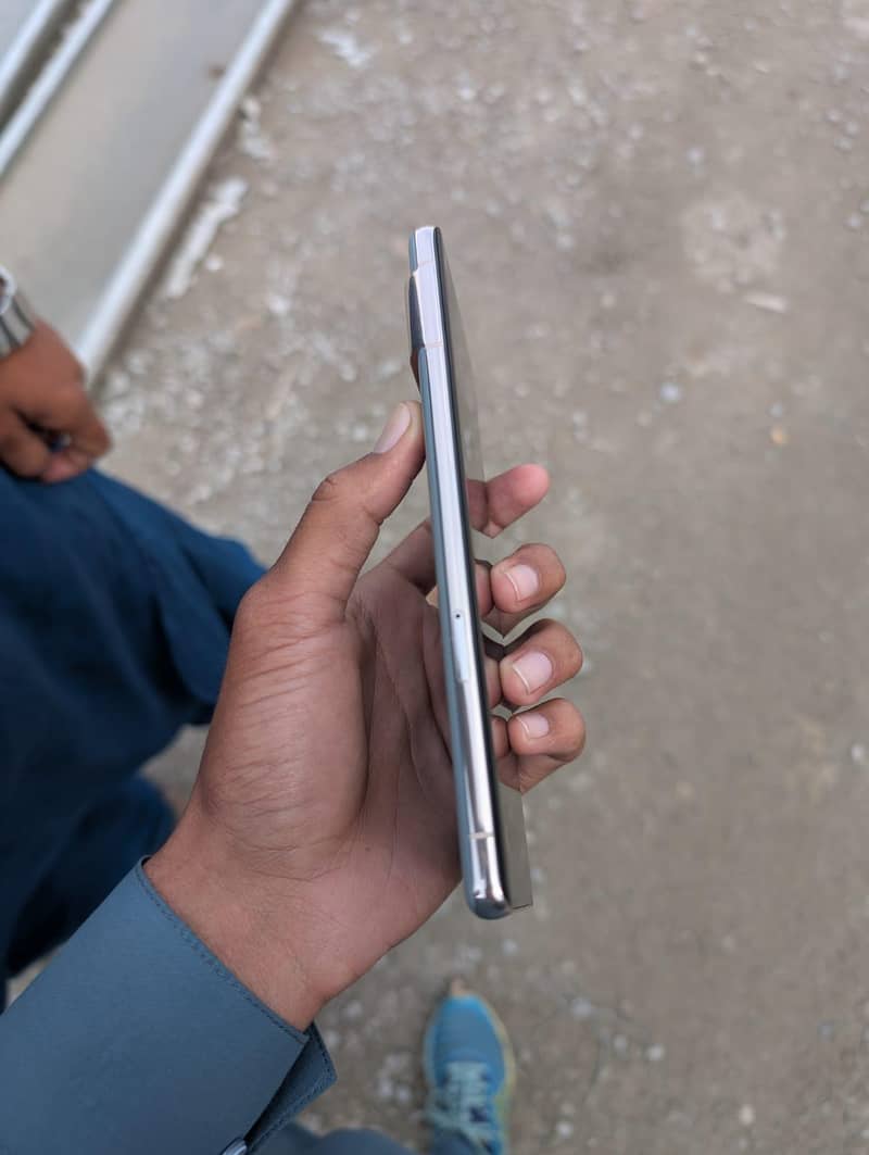 Google Pixel 7 Pro 2