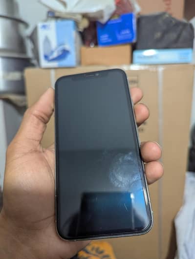 I phone 11 pro read description first