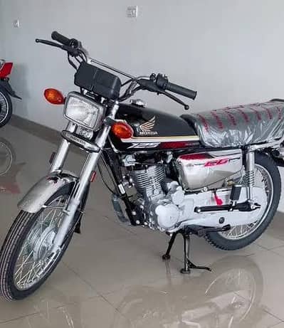 125 Silver Edition 2025