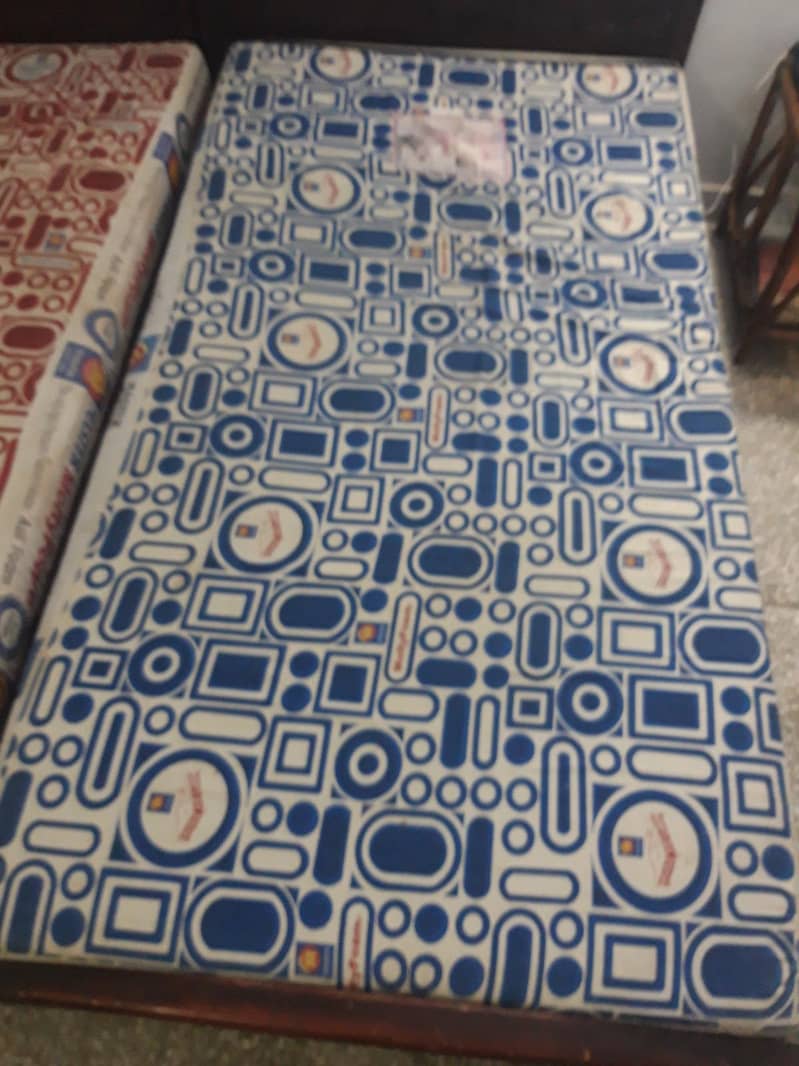 2 Single bed (Pair) 4