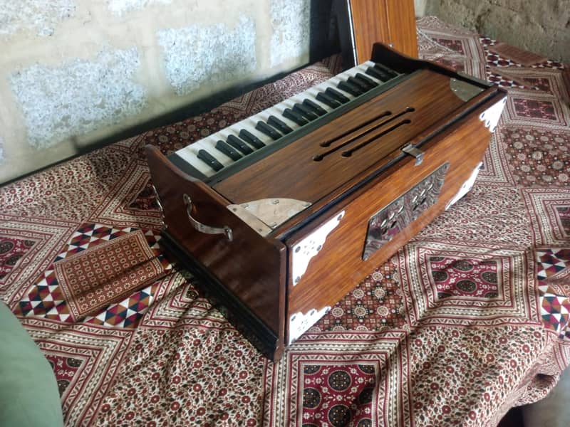 harmonium 3
