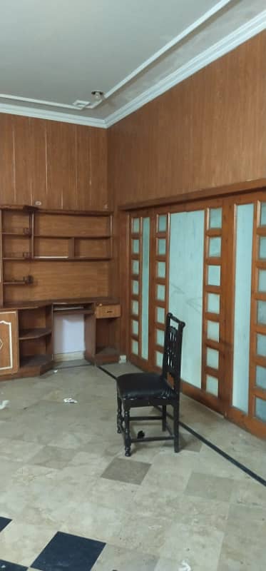 Wapda Town G Block 10 Marla Upper Portion For Rent