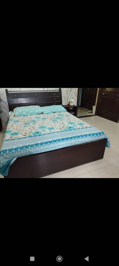 bed with almari for sell serious buyer contact