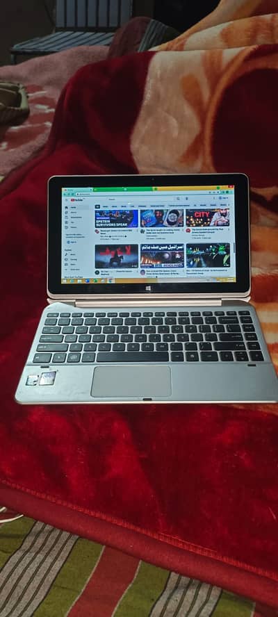 Laptop Touch Screen & Tablet Mode,original charger,brand new condition