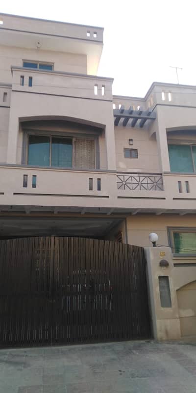 House For Sale Used House Boring Electricity And Gas Investor Price