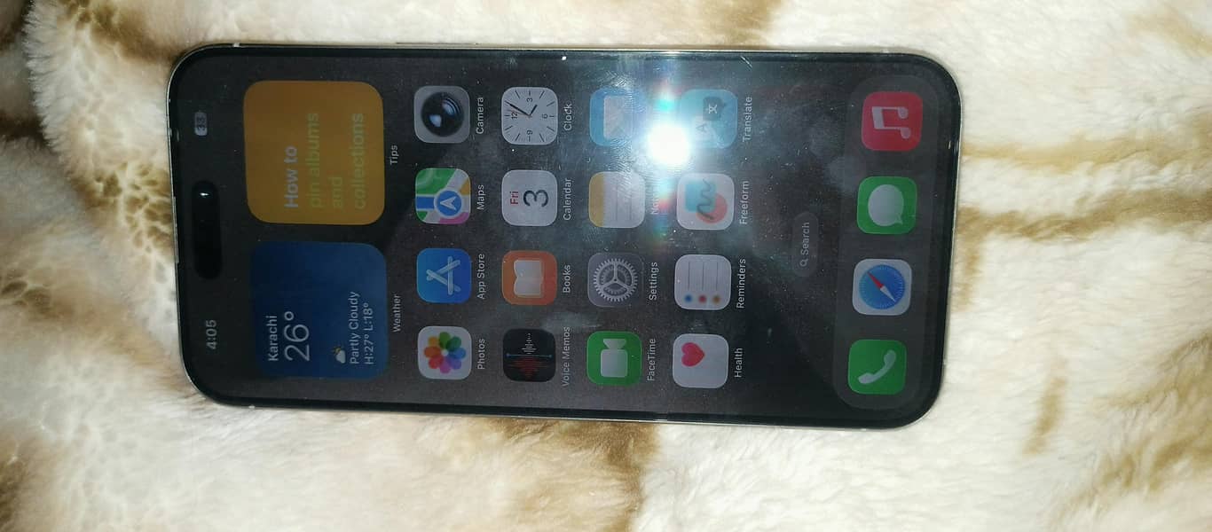 iphone 15 pro max. 1