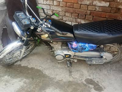 Honda 125cg . . 105000